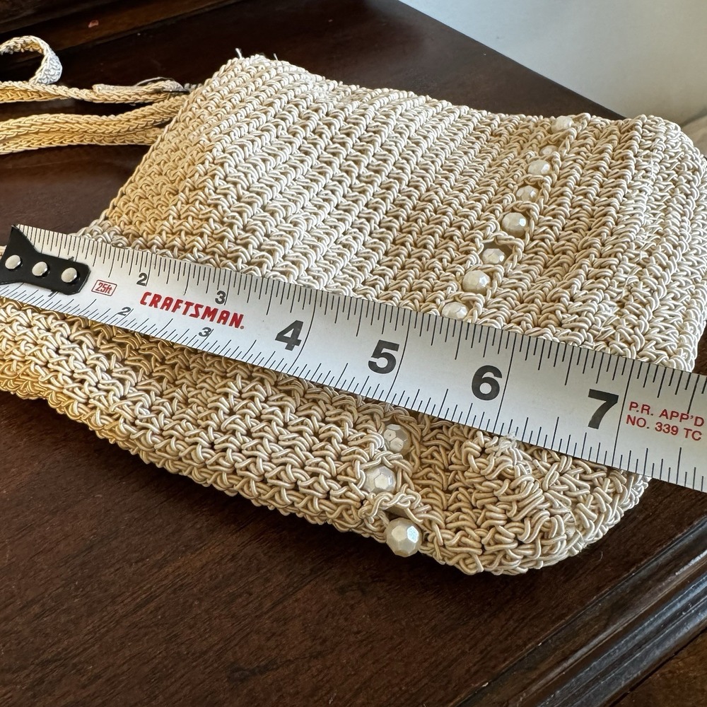 Kathy Ireland Purse Crossbody 7.25"x7.25" W/ Strap Ivory Color Zip Closure VNTG - Picture 4 of 12